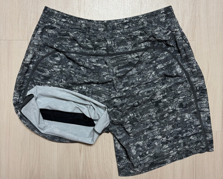 1회착용)Lululemon.남성반바지.남성운동복.헬스.러닝.기능성바지.룰루레몬.반바지.XL.XXL.크로스핏 이미지