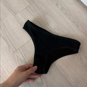 켈빈맛 검정 여성 팬티 이미지