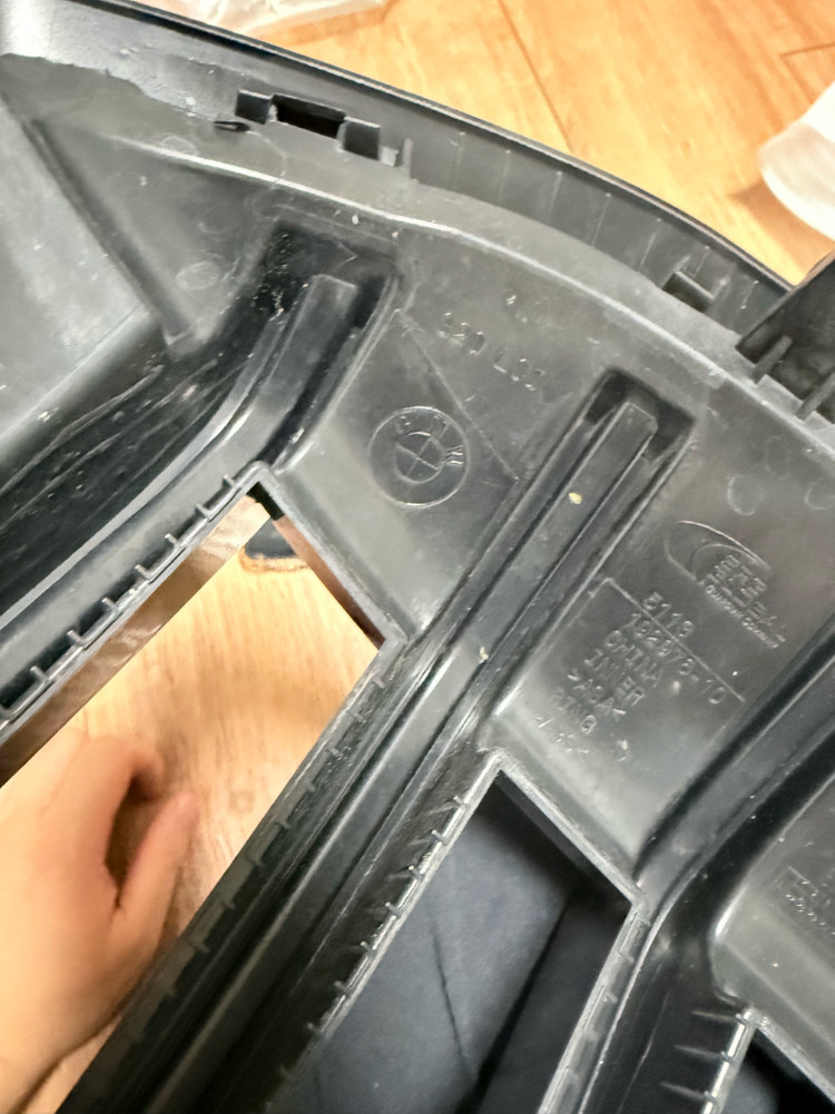 bmw g20 lci 3시리즈 순정그릴 이미지