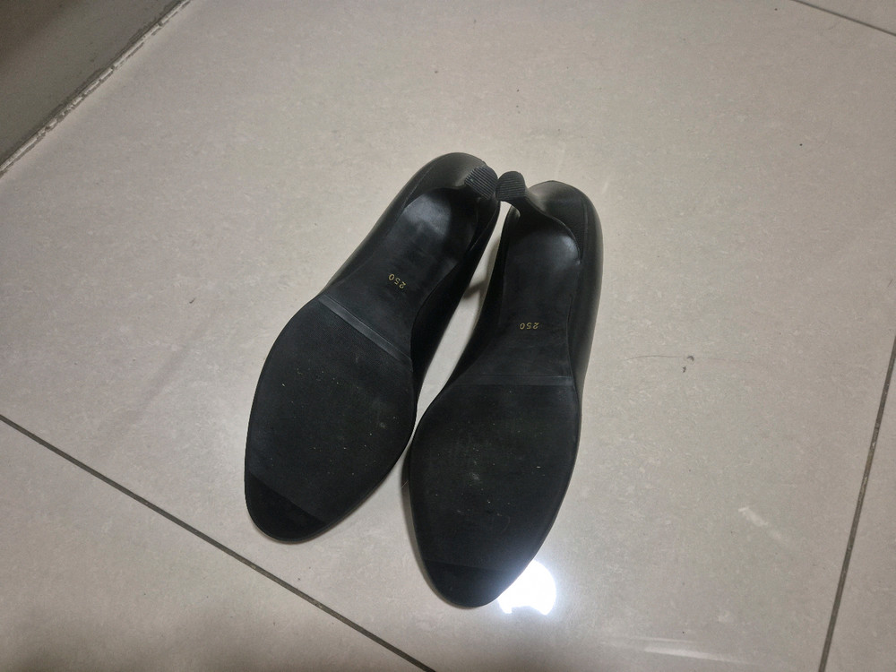 승무원 호텔리어 면접용 하객 정장구두 하이힐 검정구두 이미지