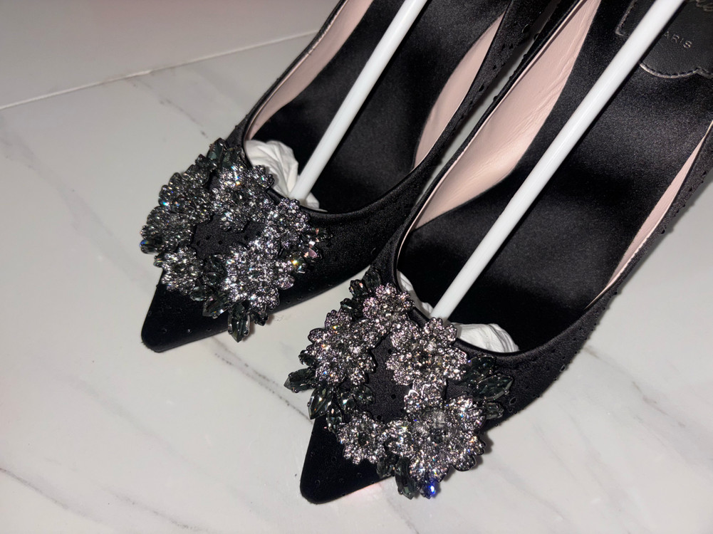 로저비비에 Roger vivier 펌프스 구두 이미지