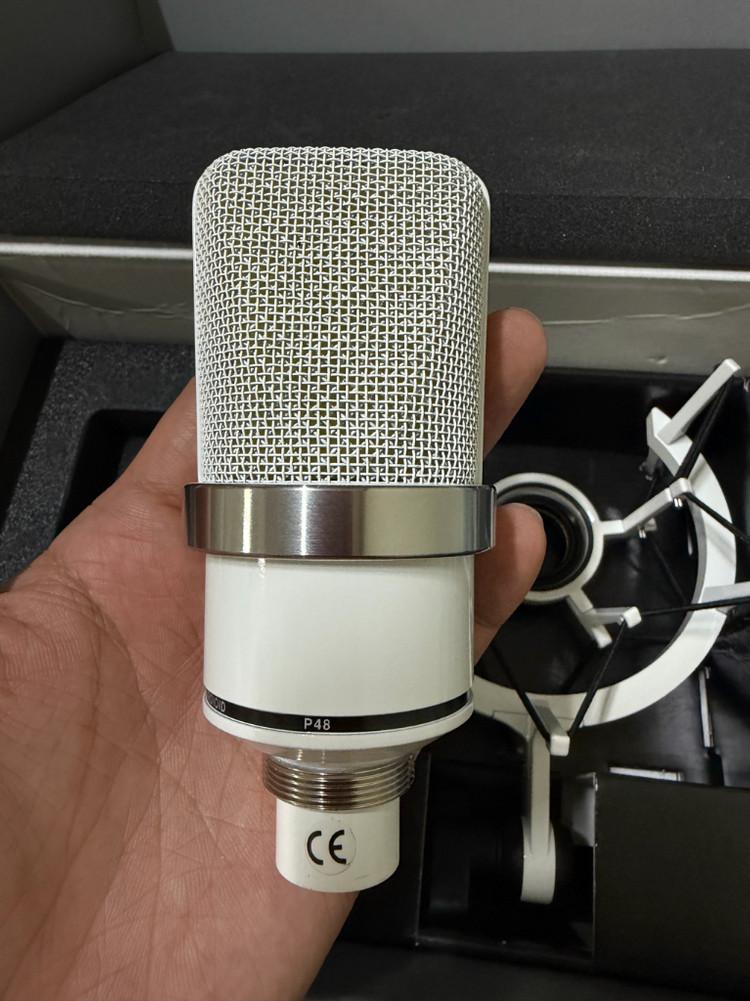 민트급)노이만 TLM102 White Edition studio set 팝니다 이미지