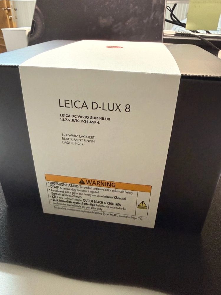 라이카 leica D lux8 신품급 판매합니다 (26년3월30일 정식구매) 구성품만 66만원어치 이미지