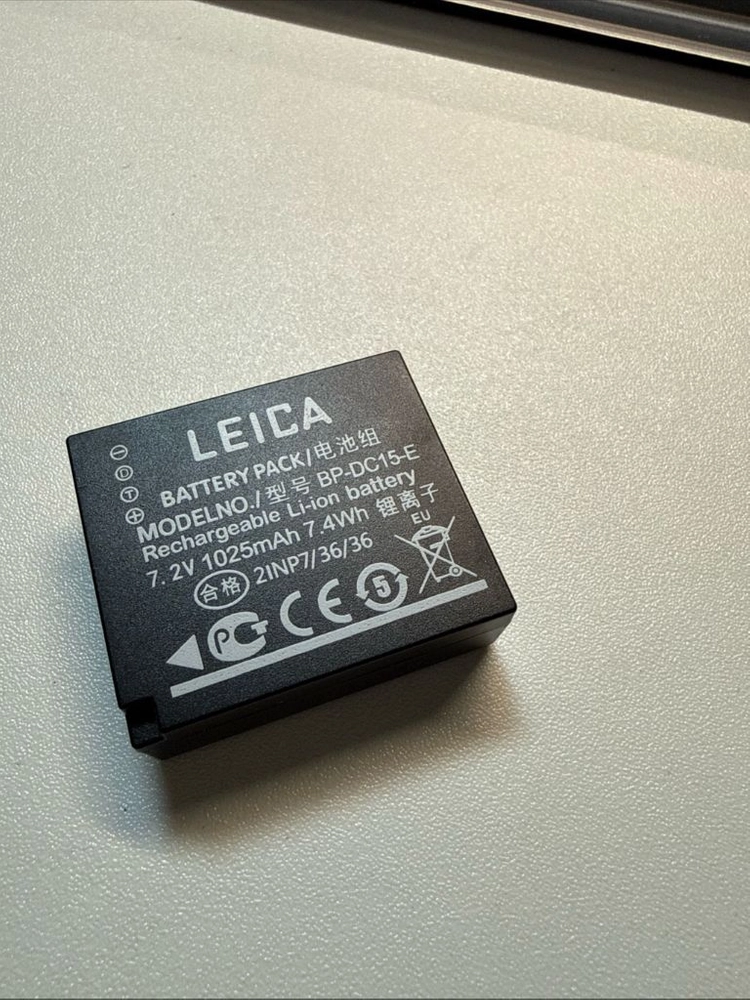라이카 leica D lux8 신품급 판매합니다 (26년3월30일 정식구매) 구성품만 66만원어치 이미지