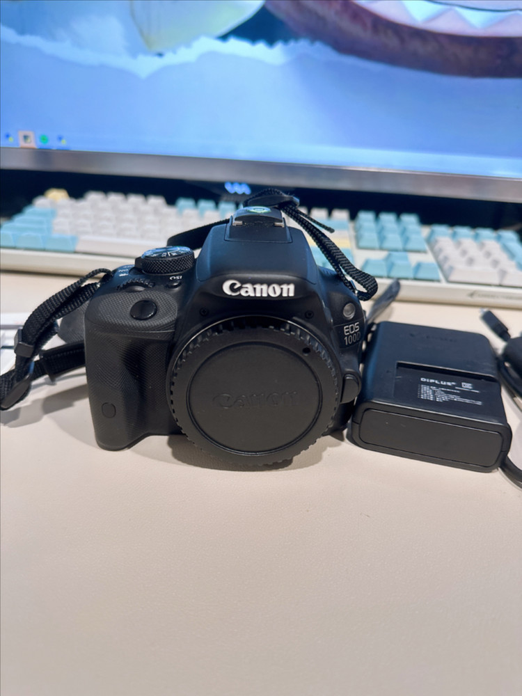 캐논 EOS 100D 블랙 DSLR 카메라 바디만(렌즈미포함) 이미지