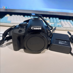 캐논 EOS 100D 블랙 DSLR 카메라 바디만(렌즈미포함) 이미지