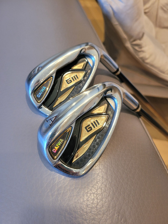 여성초급용 정품 다이와 G III 8 실버 고가아이언 싸게 처분해요 이미지