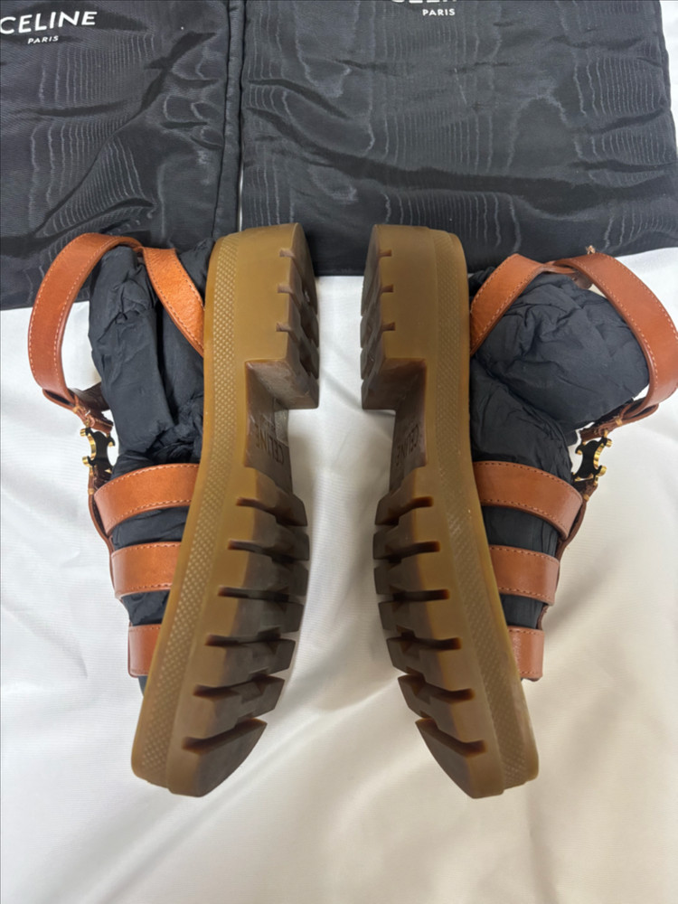 셀린느 샌들 브라운(정품) 이미지