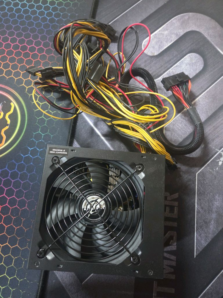 잘만 700w 파워서플라이 이미지