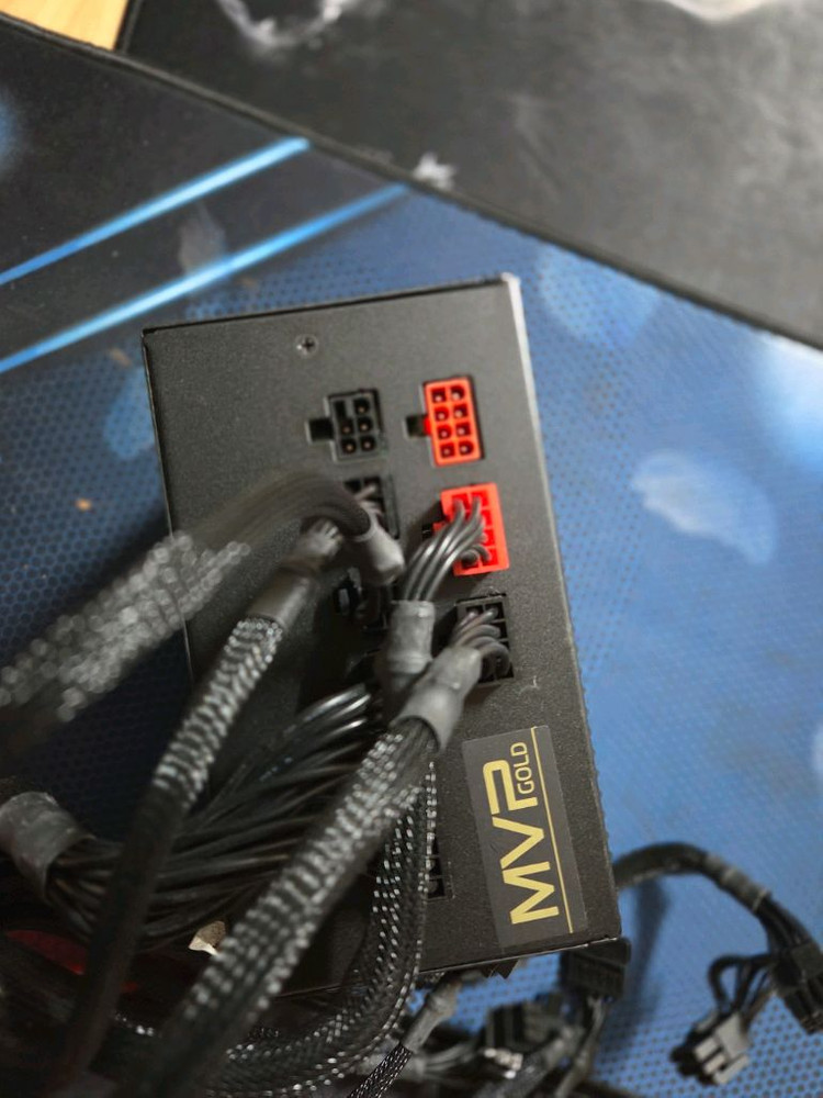 Huntkey MVP K650 GOLD 650W 모듈 파워서플라이 이미지