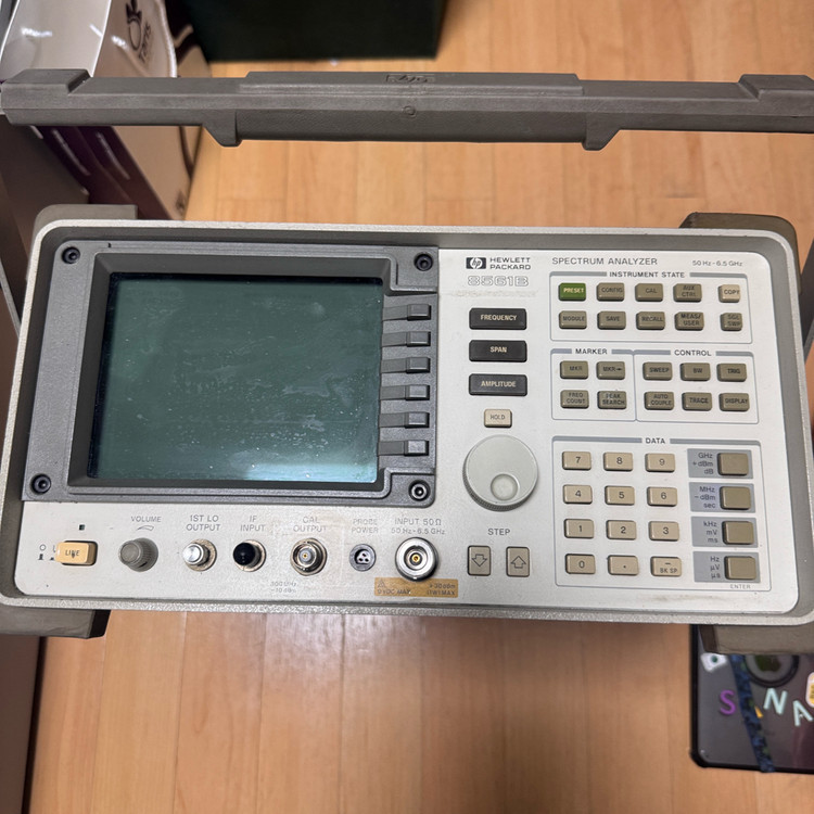 HP8561B 스펙트럼아날라이저 스펙트럼분석기 :50만원 이미지