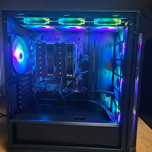 AMD 라이젠 9800x3d, ssd 1테라, ddr5 32기가 등 컴퓨터 그래픽 제외 반본체 판매 이미지