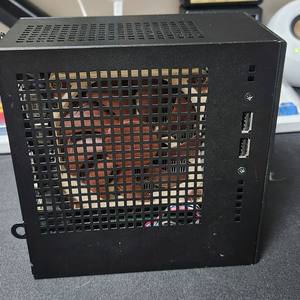 애즈락 DeskMini x300 이미지