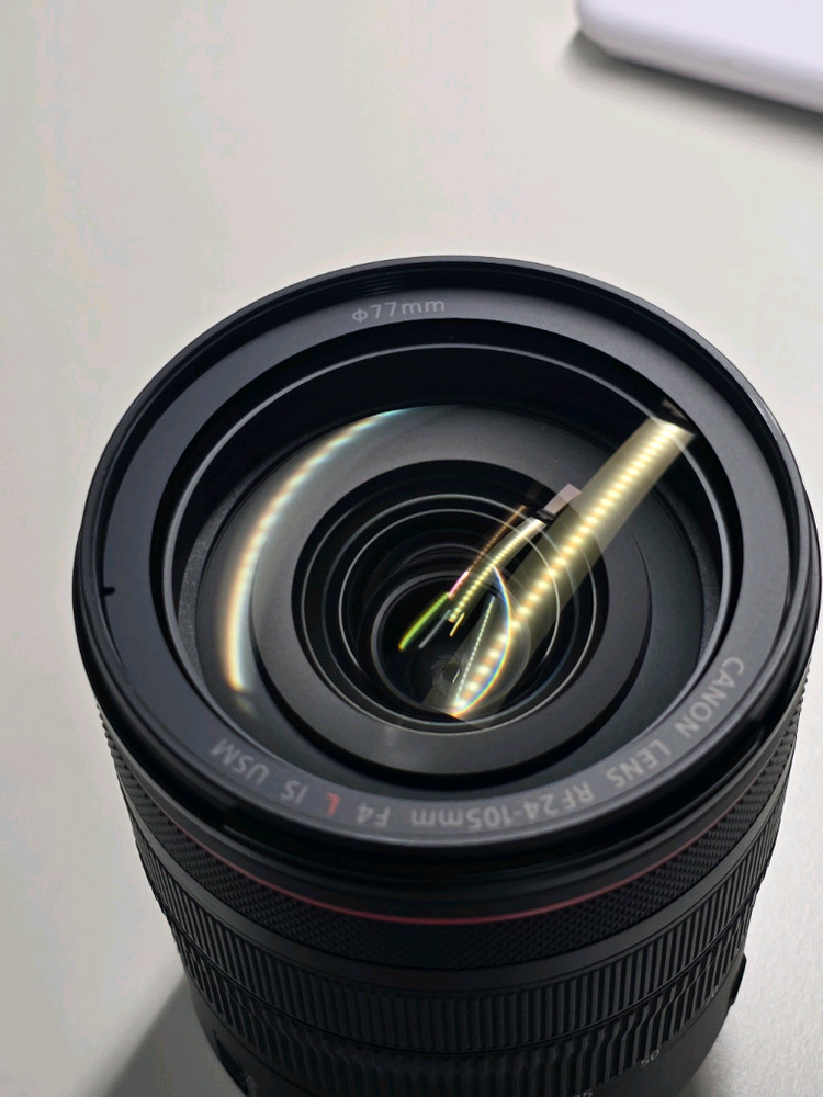 RF 마운트 24-105mm F4 L렌즈 이미지