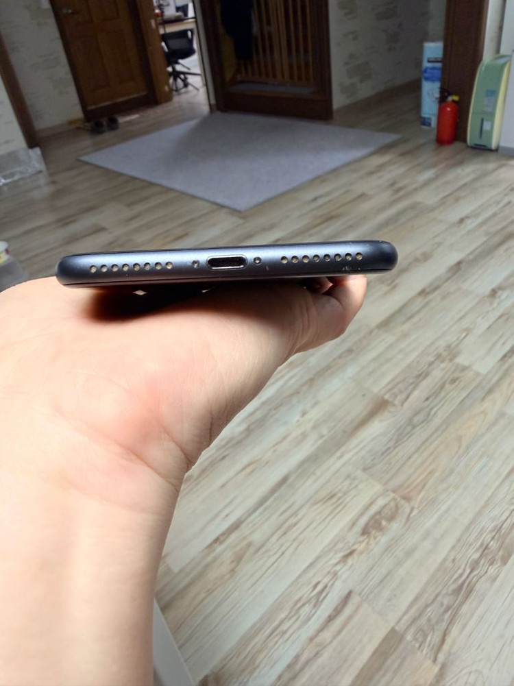 아이폰 8 플러스 스페이스 그레이 64GB 이미지