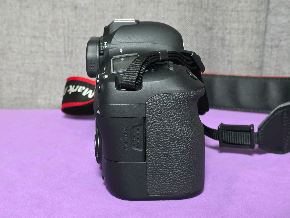 캐논 EOS 6D Mark II 6d mark2 육두막 렌즈 3개 포함 이미지