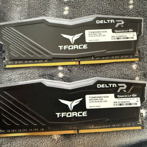 ddr4 팀그룹 t-force 16gb (8*2)팝니다 이미지