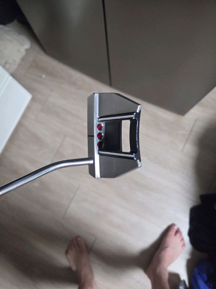 스카티카메론 퓨츄라 5.5 34인치 판매합니다 이미지
