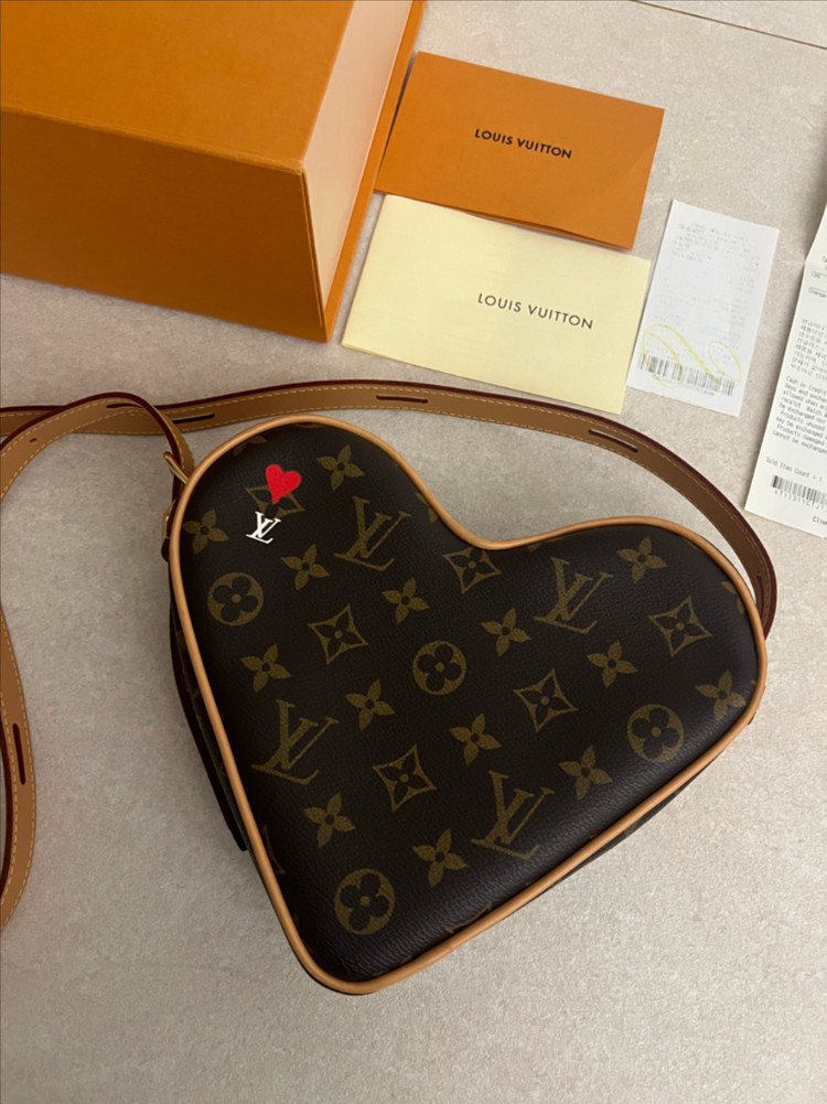 루이비통 하트백 이미지