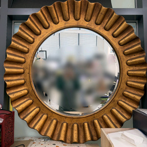 원형 골드 프레임 엔틱거울 이미지