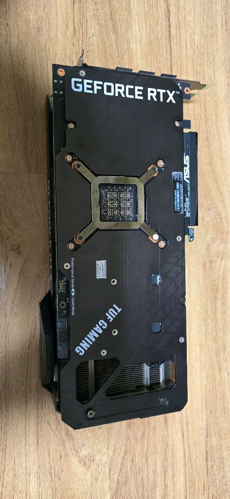ASUS TUF RTX 3080 Ti 게이밍 그래픽카드 이미지