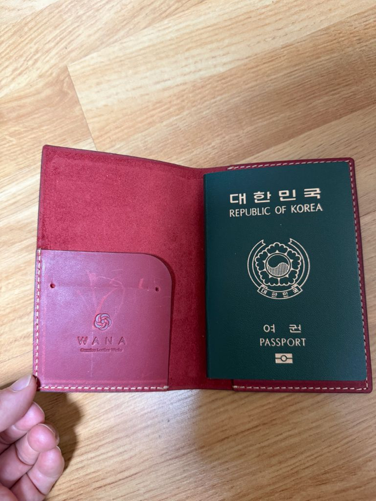 WANA 수제가죽 여권 케이스 팝니다(천연가죽) 이미지