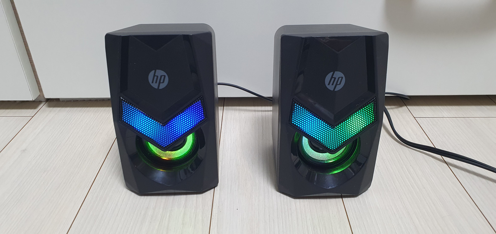 HP DHE-6000 LED 백라이트 멀티미디어 USB 스피커 판매 이미지