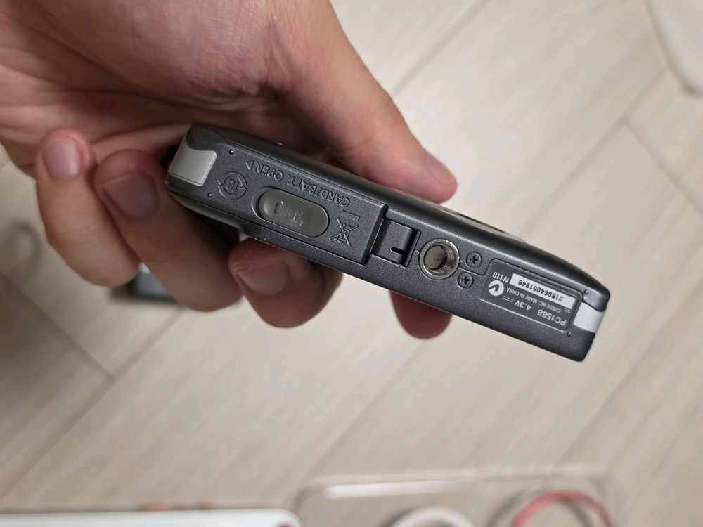 캐논 IXUS 115 HS 카메라 이미지