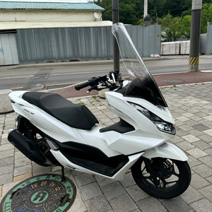 혼다 pcx125 24년 abs 짧은키로수 팝니다 이미지