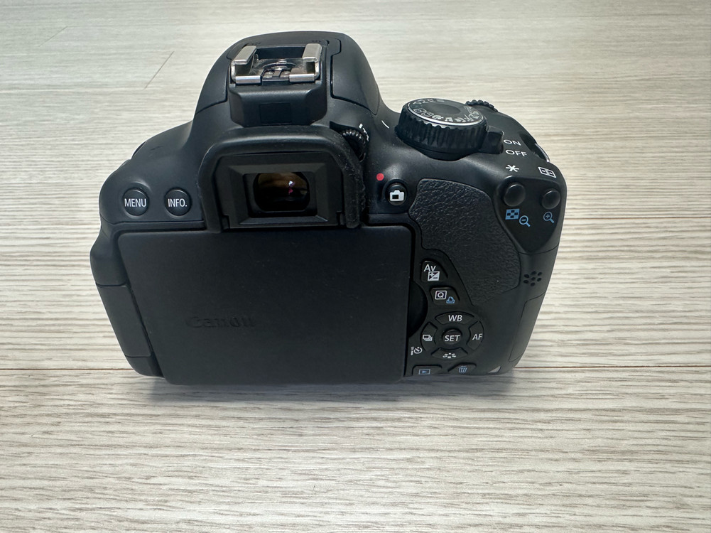 캐논 650D 18-55mm IS II 번들킷 판매합니다 이미지