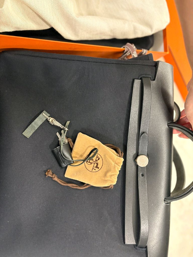 (정품) 에르메스 에르백 블랙 31 이미지