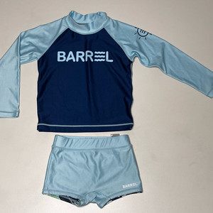 배럴 BARREL 키즈 S사이즈 래쉬가드 수영복 상하의 이미지