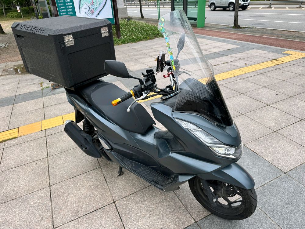 혼다 pcx124 24년 abs 배달풀셋팅 팝니다 이미지