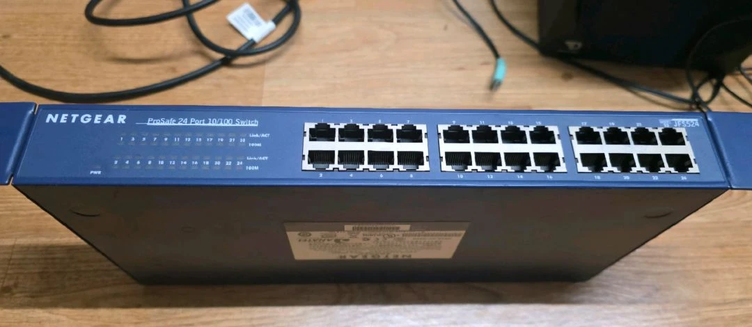 넷기어 ProSafe JFS524 24포트 스위치 A급 허브 공유기 이미지