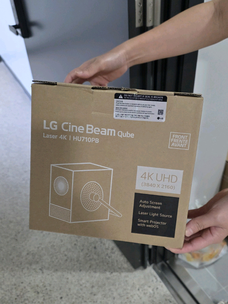 LG 시네빔 큐브 Laser 4K HU710PB 이미지