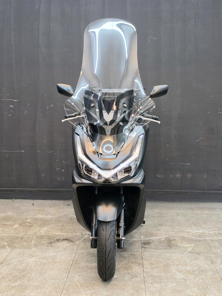 pcx125 혼다 2025년식 5726km 1인신조 무사고 신차급매물 오토바이 판매합니다 이미지