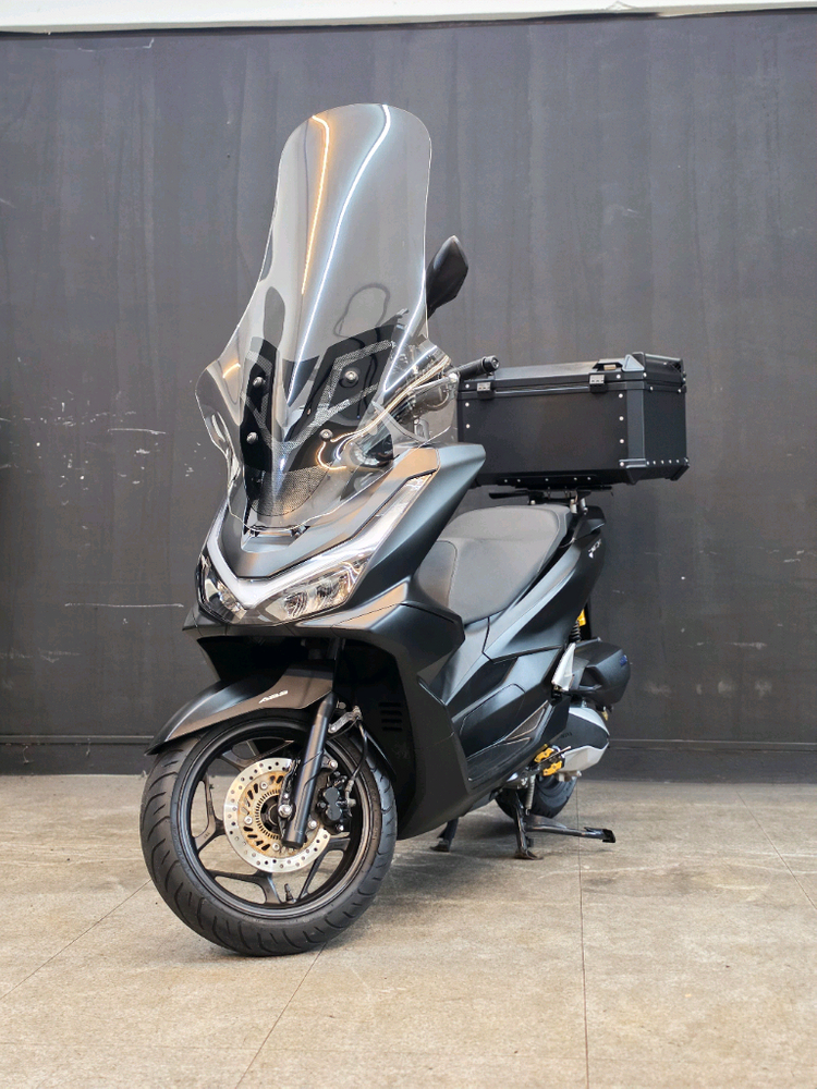 pcx125 혼다 2025년식 5726km 1인신조 무사고 신차급매물 오토바이 판매합니다 이미지