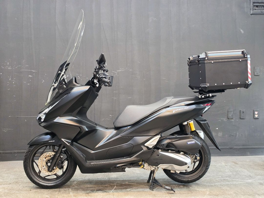 pcx125 혼다 2025년식 5726km 1인신조 무사고 신차급매물 오토바이 판매합니다 이미지