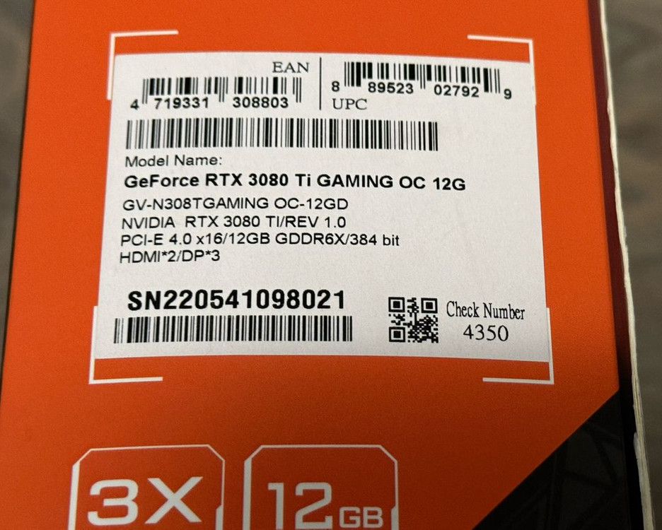 RTX 3080 Ti 그래픽카드 이미지