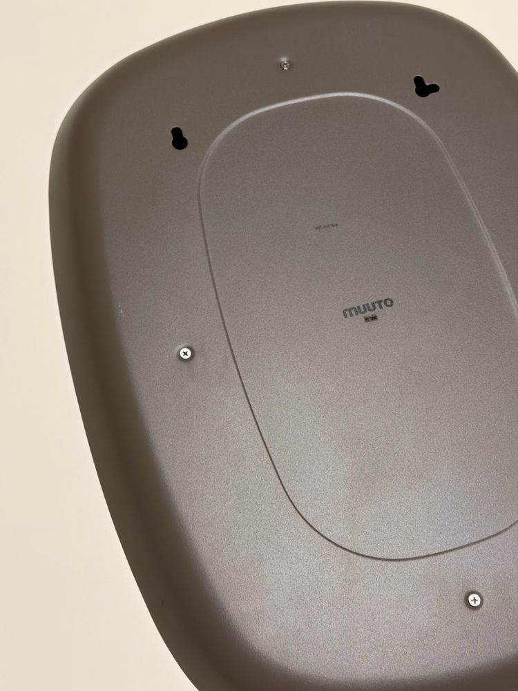 무토 muuto 거울 이미지