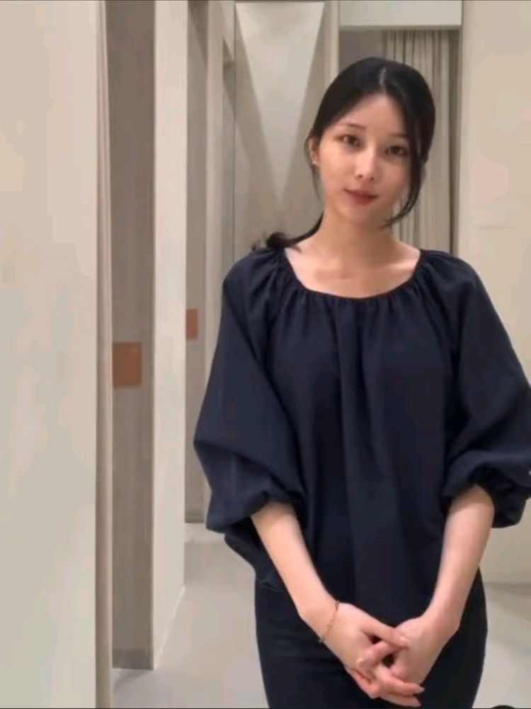 SIE 시에 델로 오프숄더블라우스 이미지