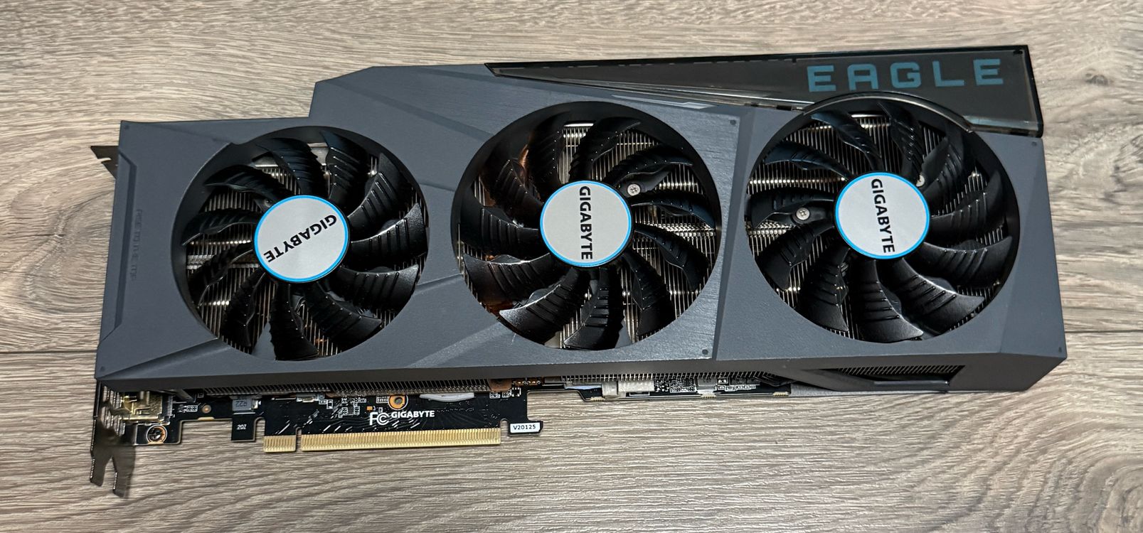 기가바이트 RTX3080 EAGL OC 10G 그래픽카드 판매합니다. 이미지