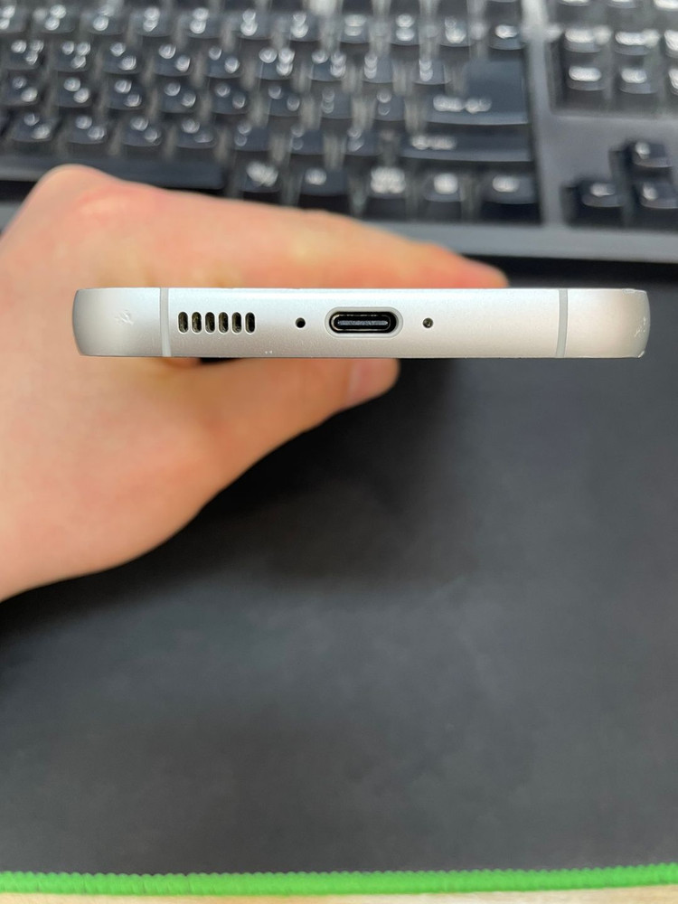 갤럭시S23FE 크림 256GB 무잔상 상태좋은 중고32만5천팝니다 이미지