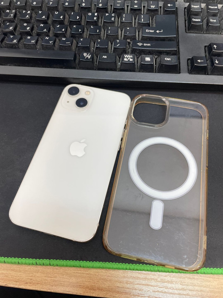 아이폰13 화이트 128GB 상태좋은중고33만7천팝니다. 이미지