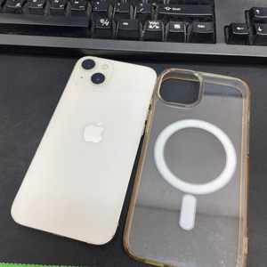 아이폰13 화이트 128GB 상태좋은중고33만7천팝니다. 이미지