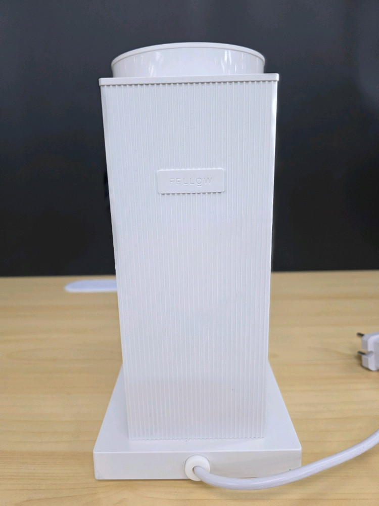 펠로우 오푸스 그라인더 화이트 이미지