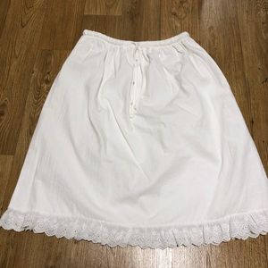 화이트 레이스 미디 스커트 이미지