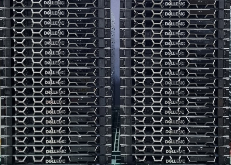 PowerEdge DELL R640 SFF 10BAY / GOLD 6248R HighPerformance 베어본 이미지