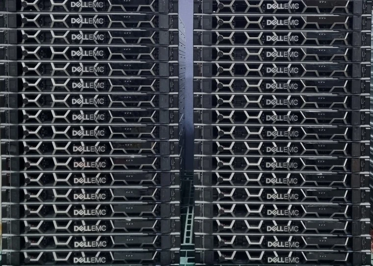 PowerEdge DELL R640 SFF 10BAY / GOLD 6248R HighPerformance 베어본 - 안심되는 중고거래