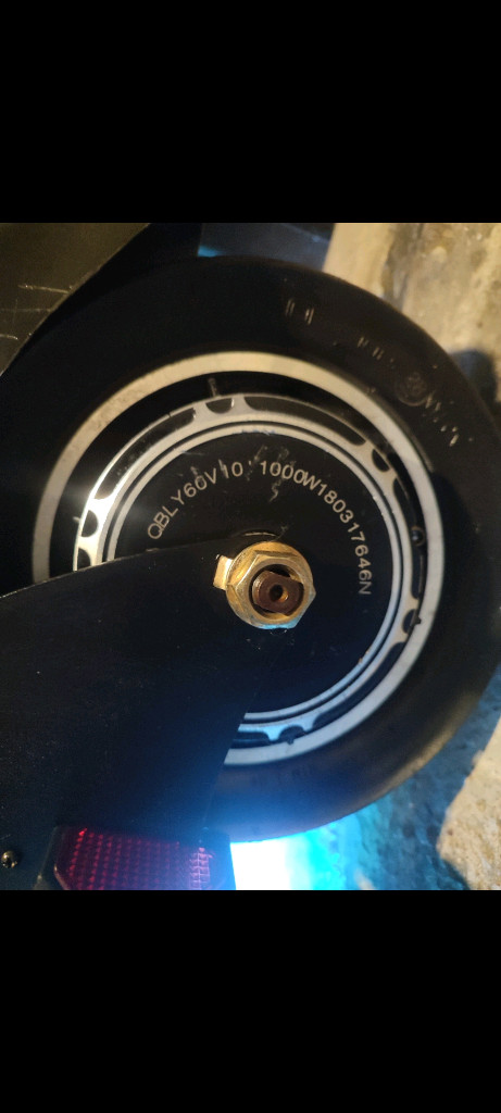 260키로신품급 싱글모터계 레전드명기체 LG배터리 대리용가성비 짱유로휠 fe 1000r 60v17ah신품120만 이미지